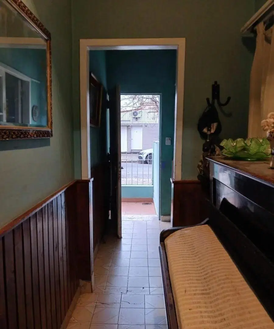 Casa en venta - 2 Dormitorios 1 Baño - Versalles 3