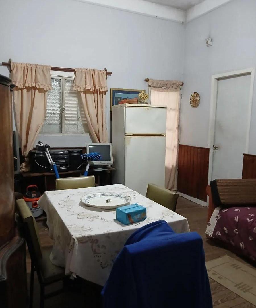 Casa en venta - 2 Dormitorios 1 Baño - Versalles