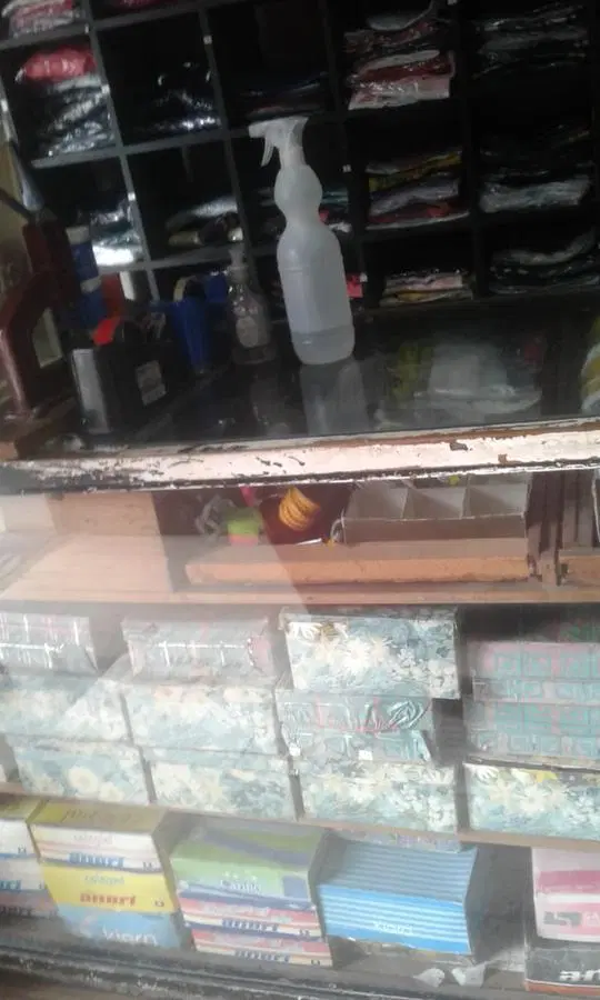 Local con fondo de comercio en venta - 40mts2 - Joaquin Gorina, La Plata 3