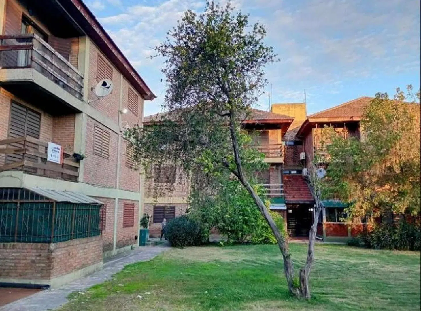 Departamento 2 dormitorios en venta - 1 Baño - La Plata 3