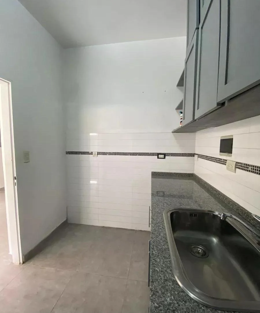 Foto de Departamento en venta - 2 Dormitorios 1 Baño - 64Mts2 - Avellaneda, imagen 4