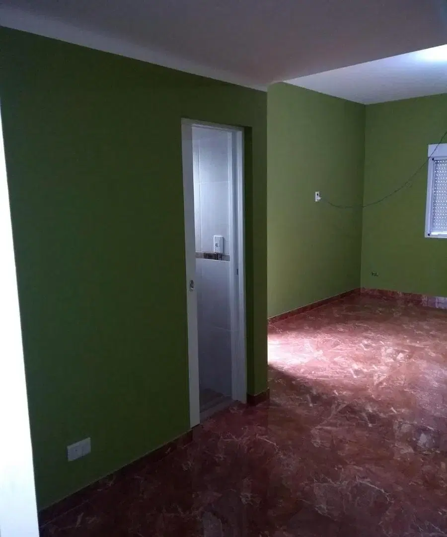 Casa en venta - 4 Dormitorios 3 Baños - Local - 257Mts2 - San Luis 8