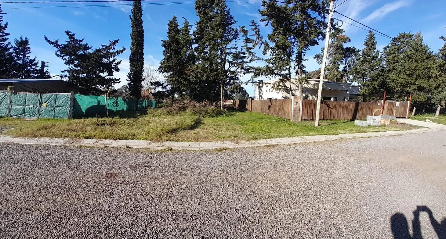 Terreno en venta - 300Mts2 - Parque San Jerónimo, Pilar 2