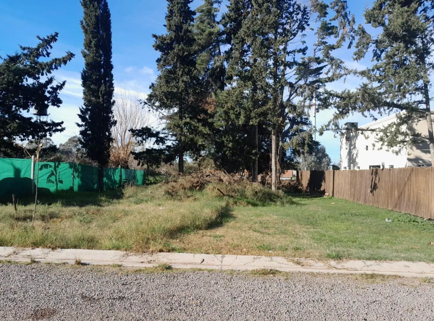 Terreno en venta - 300Mts2 - Parque San Jerónimo, Pilar 3