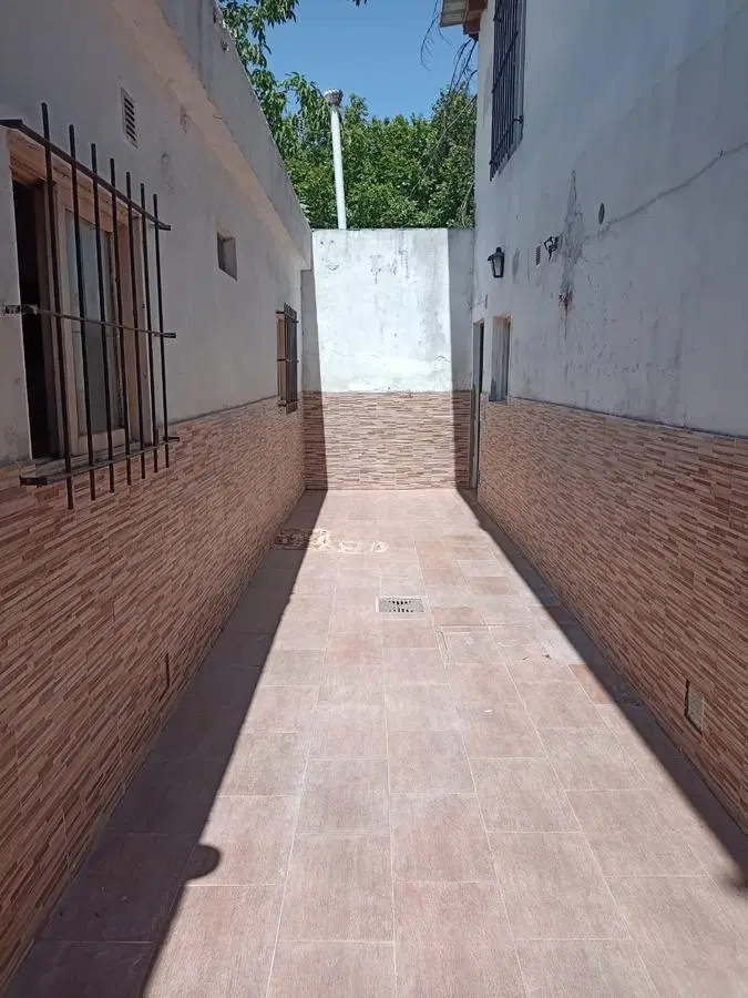 Duplex en venta - 2 dormitorios 1 baño - 50 mts2 - San Miguel 2