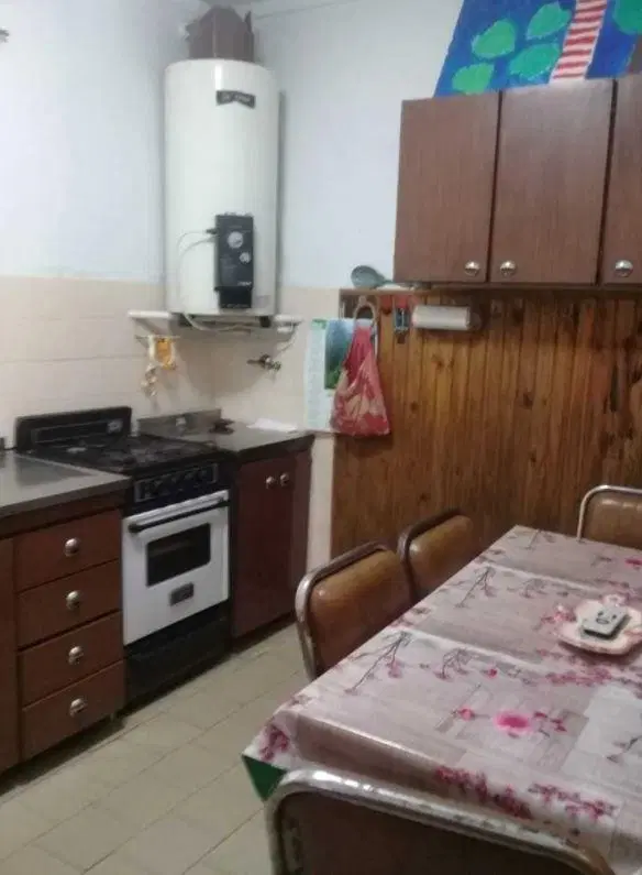 Casa en venta - 1 dormitorio 2 baños - Cochera - 242mts2 - Mar Del Plata 4