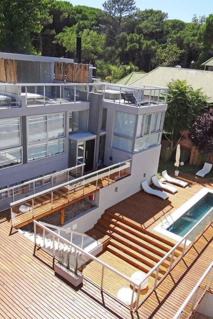 Hotel en venta - 20 Dormitorios 21 Baños - 138mts2 - Carilo 5