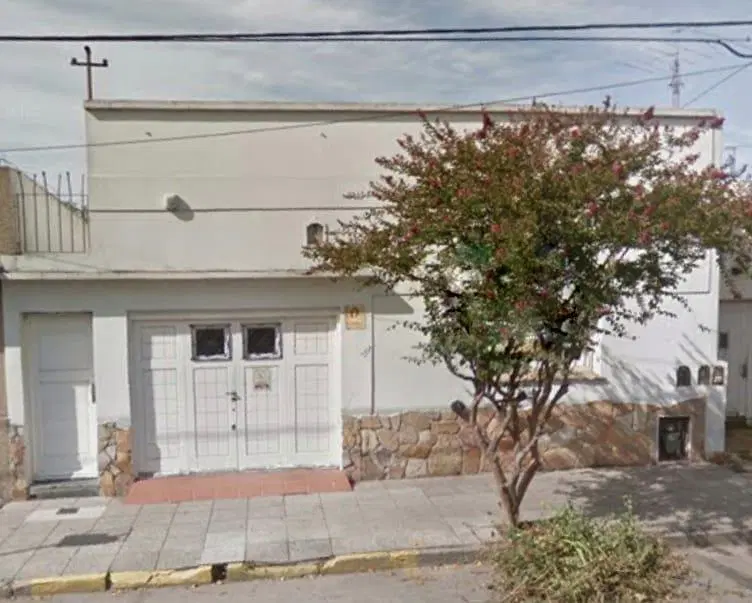 Casa en venta - 3 Dormitorios 2 Baños - Mar del Plata 2