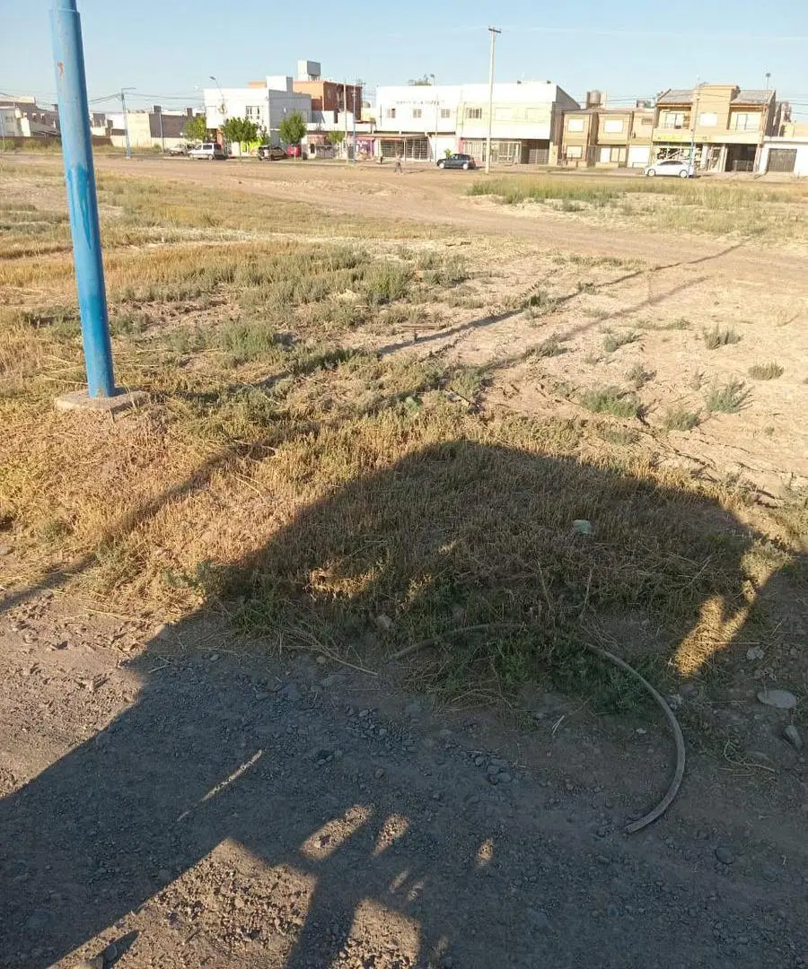 Terreno en venta - 324.90Mts2 - General Roca, Río Negro 1