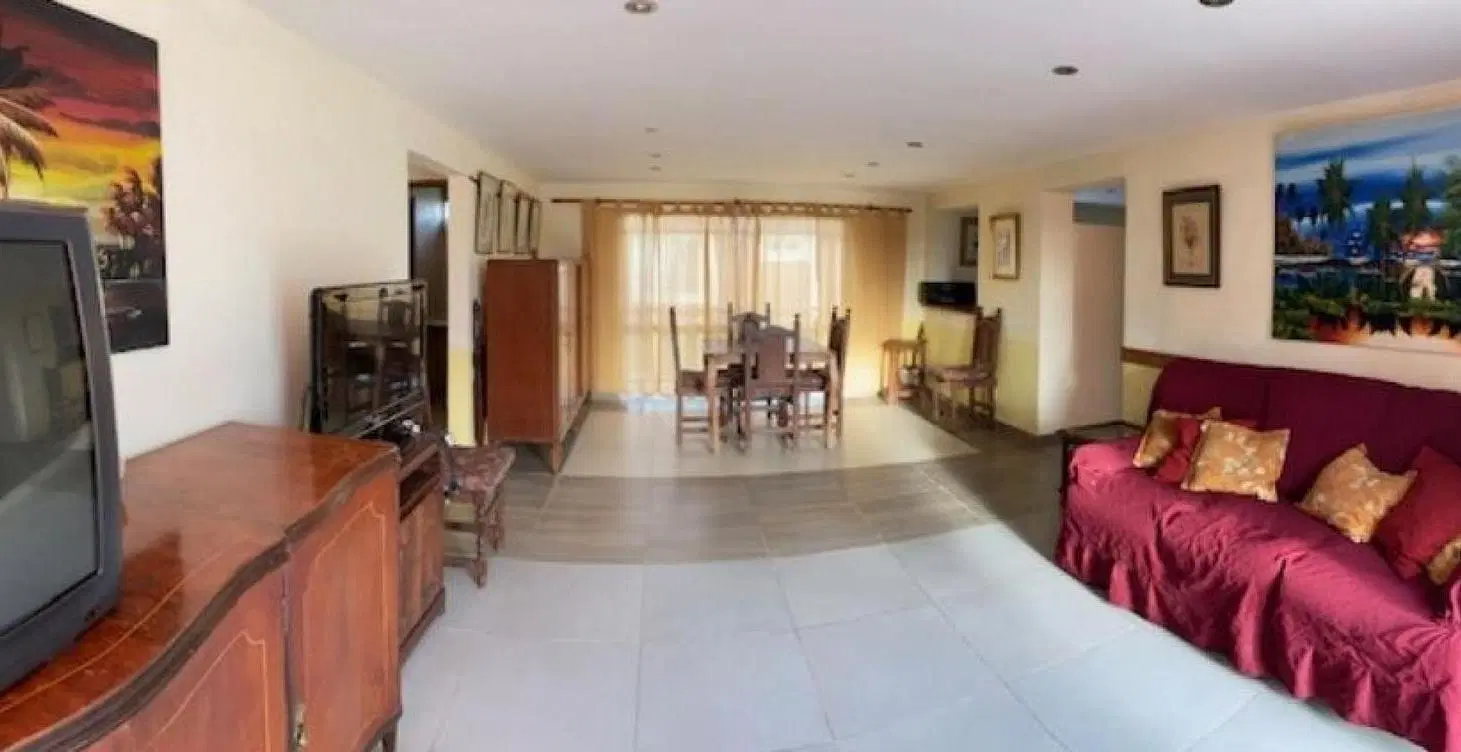 Casa en venta - 4 Dormitorios 2 Baños - Camet Norte 3