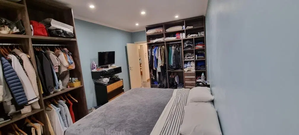 Casa en venta - 2 dormitorios 1 baño - patio pileta parrilla - 900mts2- Florencio Varela 5
