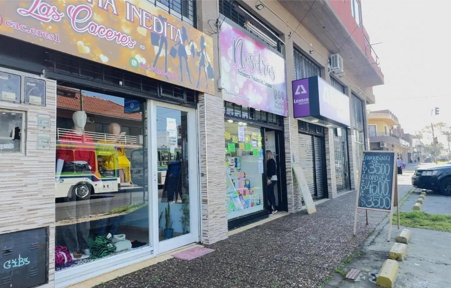 Edificio Comercial en venta - 14 Ambientes - Quilmes 5