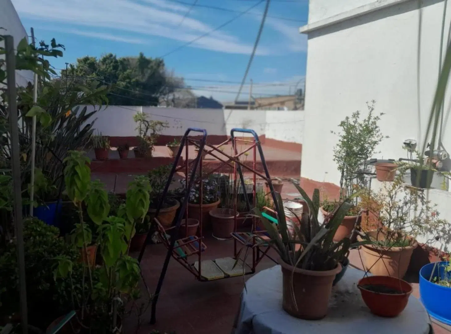 Casa en venta - 3 Dormitorios 2 Baños - Local - Lanús 3