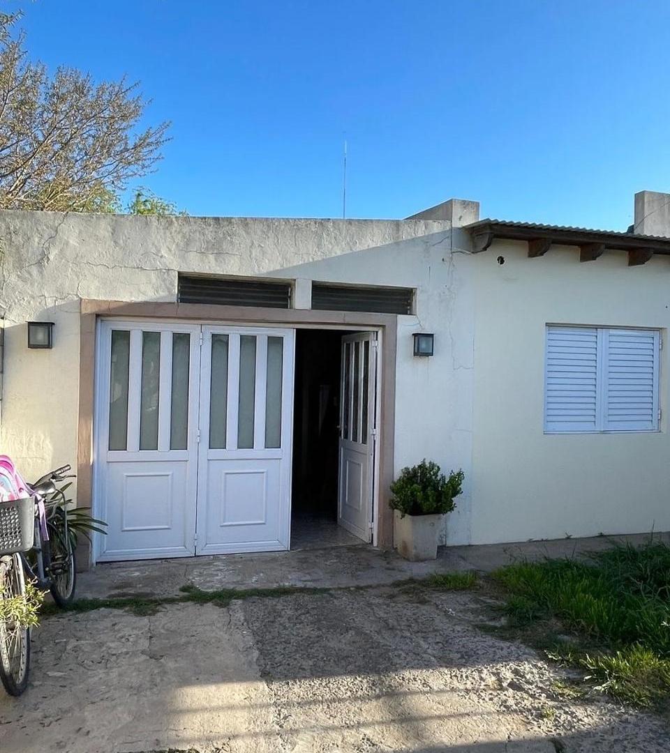 Departamento en venta - 2 Dormitorios 1 Baño - 25 De Mayo