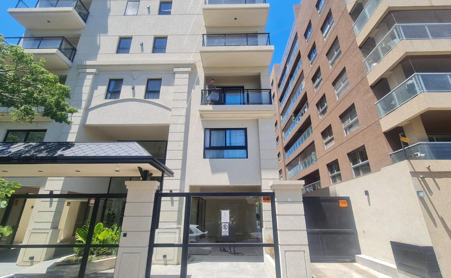 Departamento en venta - 2 Dormitorios 2 Baños - Ituzaingó