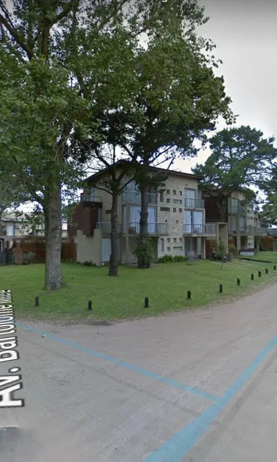 Departamento en venta - 1 Dormitorio 1 Baño 2 Cocheras - 100Mts2 - Costa Azul 3