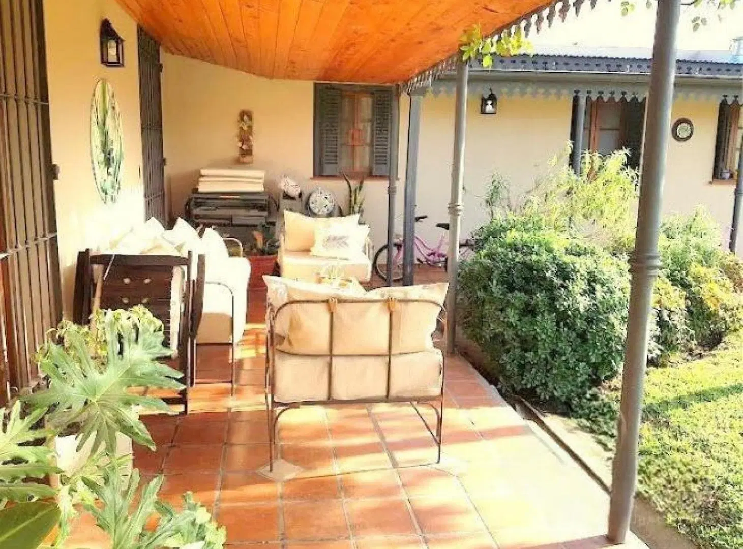 Casa en venta - 3 Dormitorios 2 Baños - Cochera - 625Mts2 - General Belgrano 3