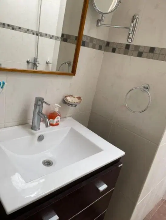 Casa en venta - 5 dormitorios 4 baños - 400mts2 - Mar De Ajó 2