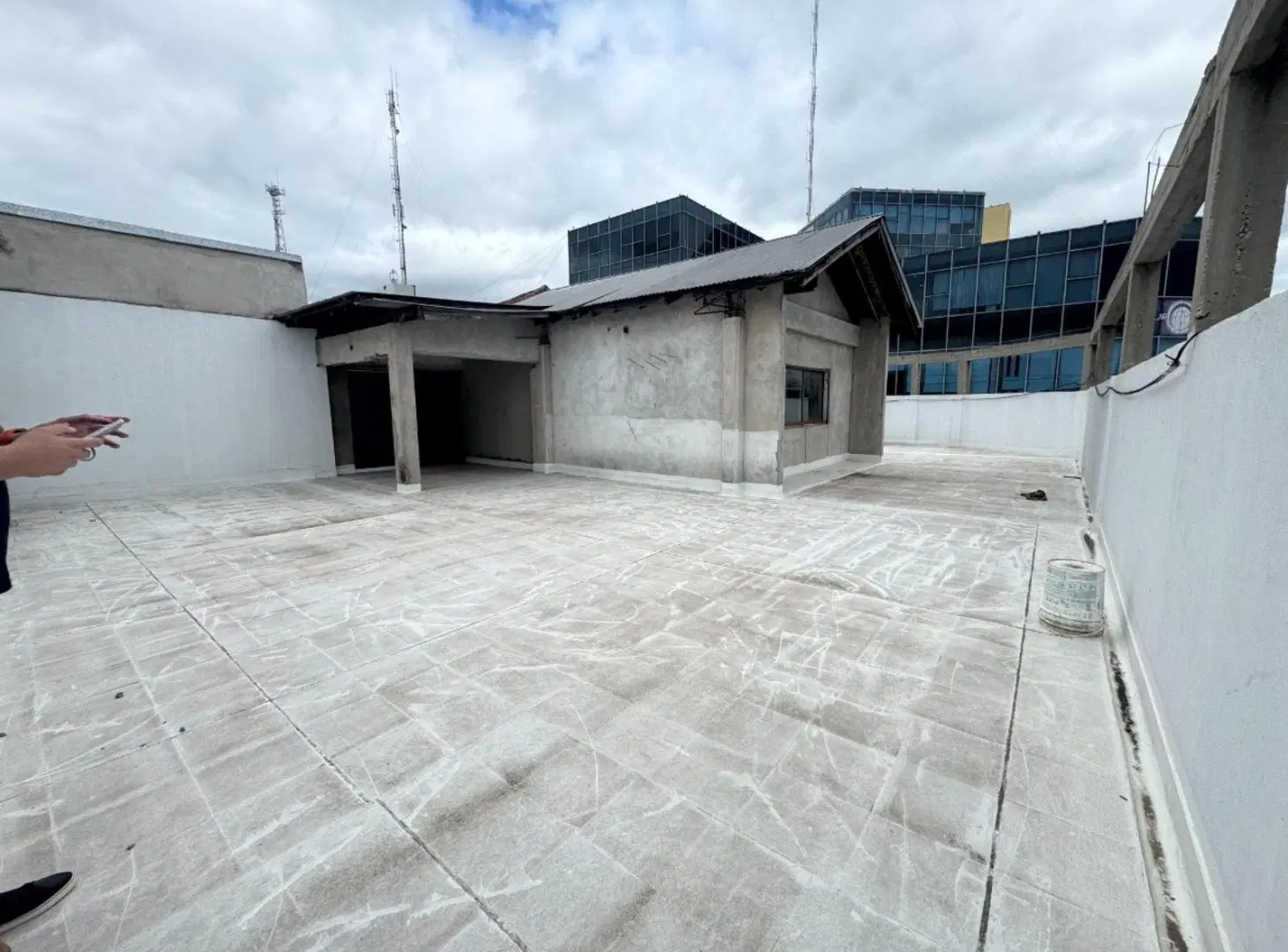 Local comercial en venta - 800mts2 - Pilar 5