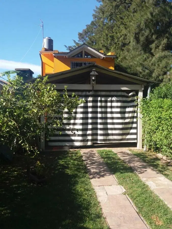 Casa en venta -2 dormitorios 1 baño 1 toilette - patio - 1300 mts2 - La Reja 4