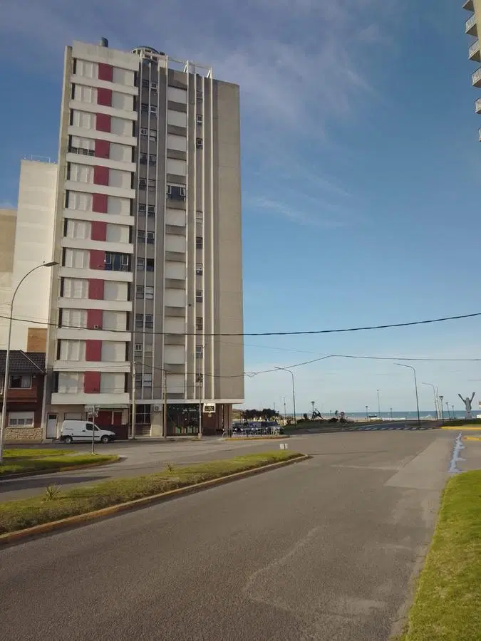 Departamento en venta - 1 dormitorio 1 baño - 35mts2 totales - Miramar 1