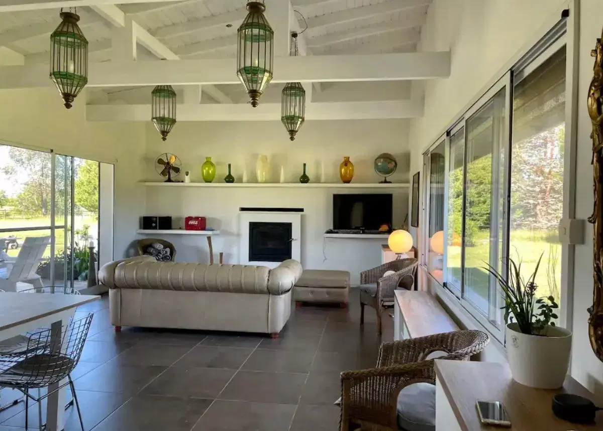 Casa en venta - 3 Dormitorios 2 Baños - 11.250Mts2 - San Miguel del Monte 3