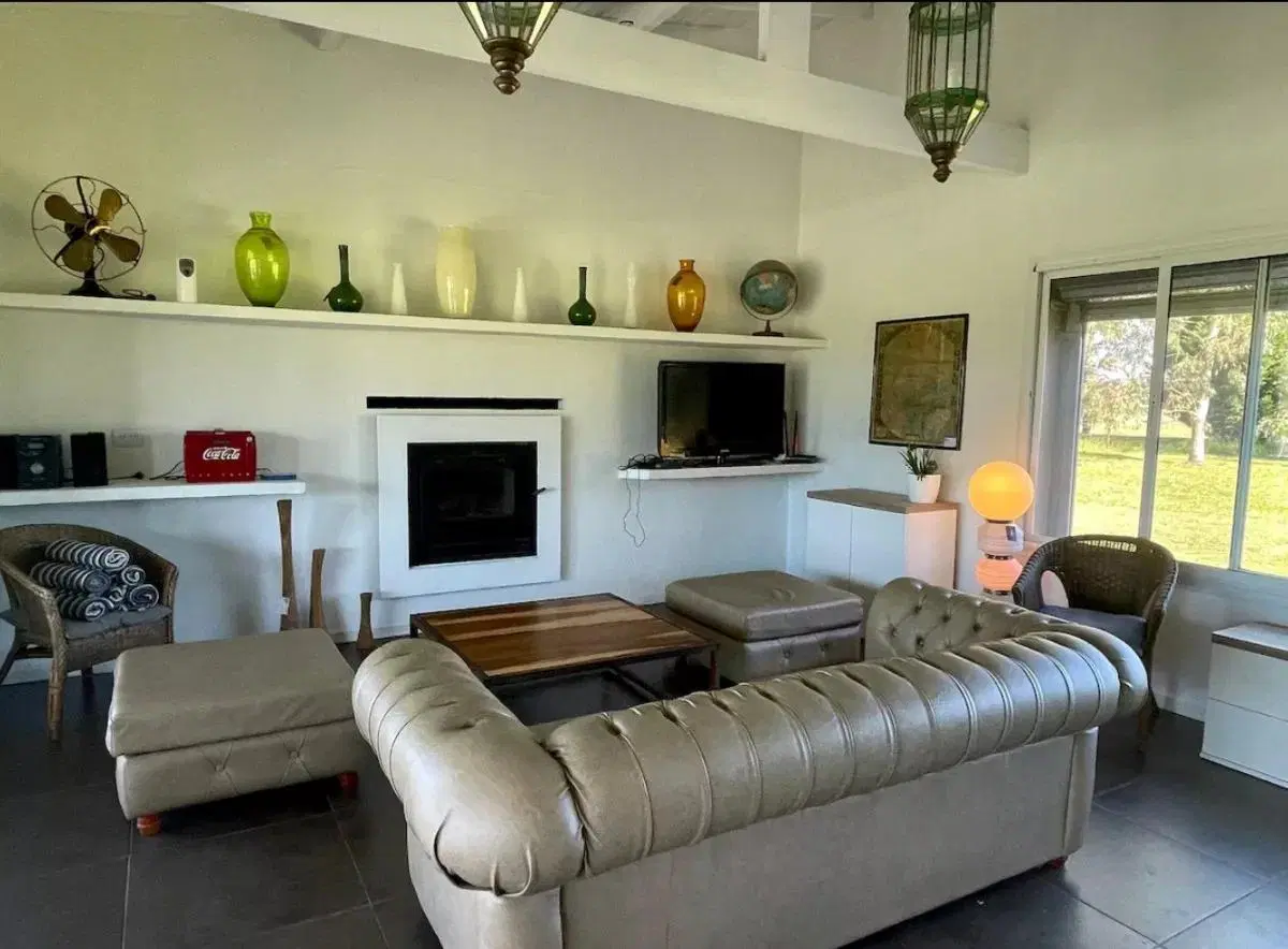 Casa en venta - 3 Dormitorios 2 Baños - 11.250Mts2 - San Miguel del Monte 5