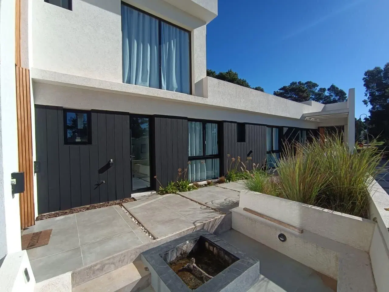 Casa en venta - 5 Dormitorios 6 Baños - Senderos III 3