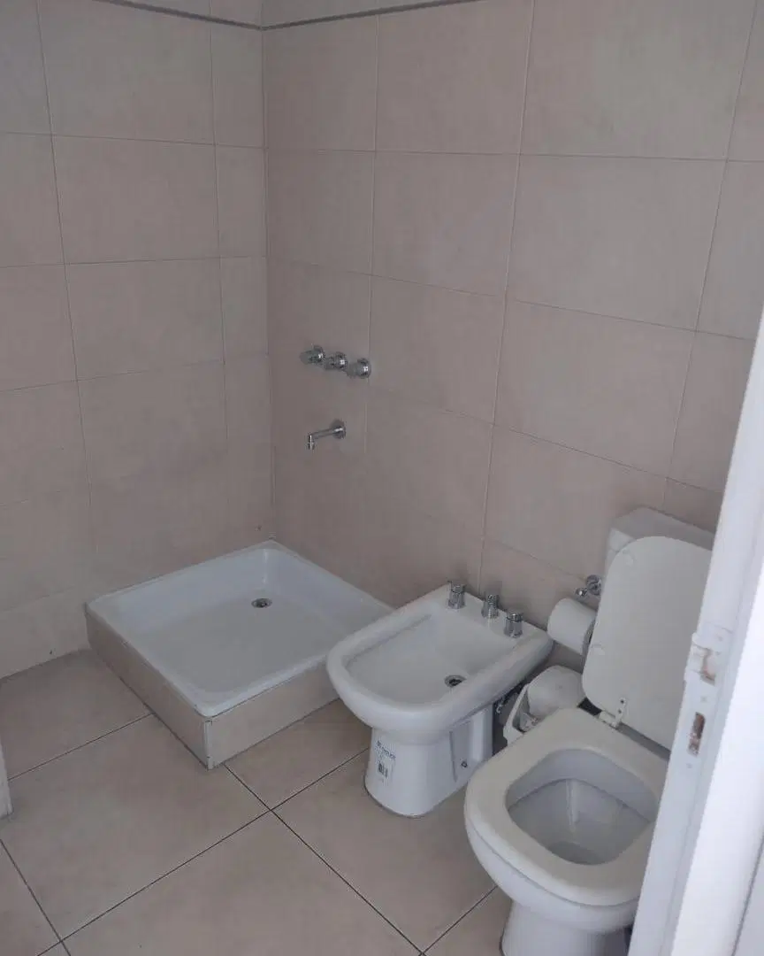 Departamento Monoambiente en alquiler - 2 Baños - Coghlan 4
