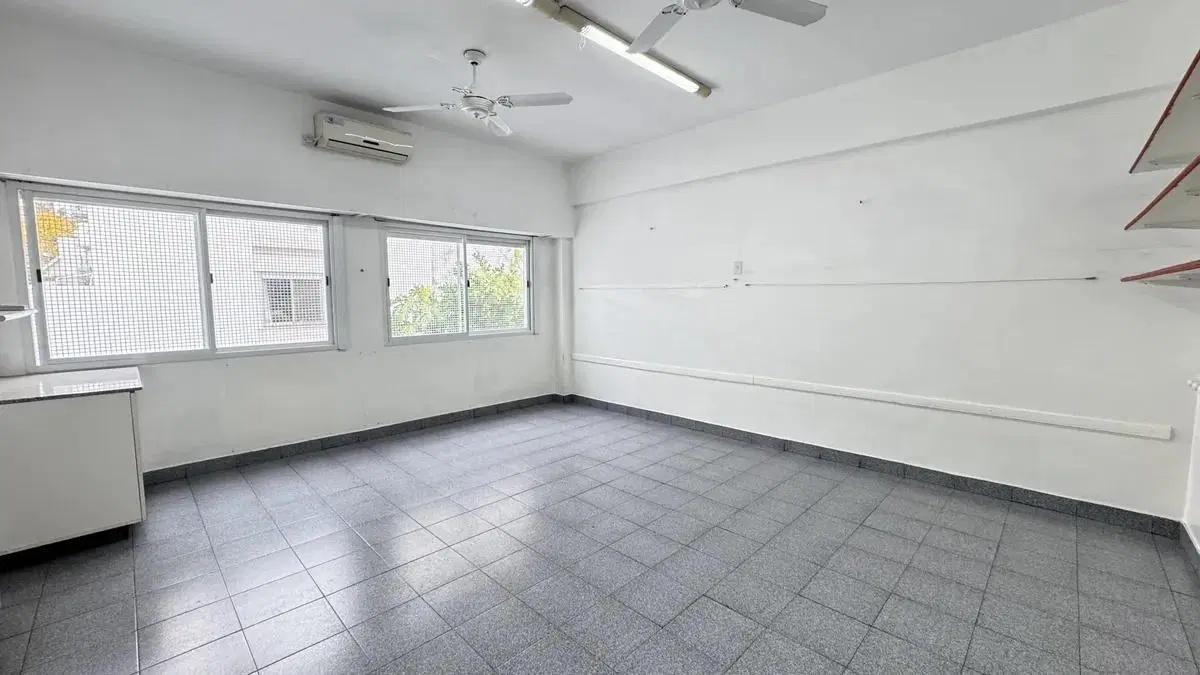 Local Comercial en alquiler - 3 Plantas - Nuñez 2