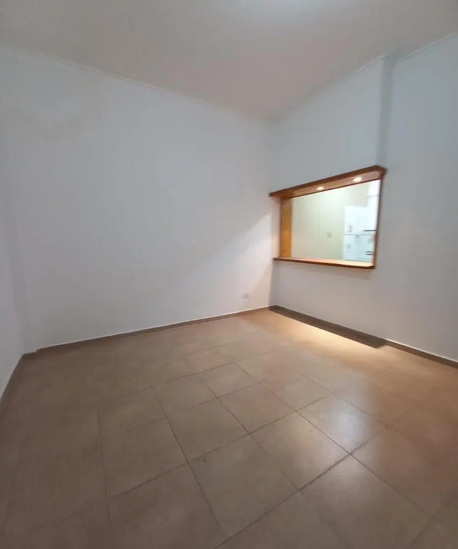 Departamento en alquiler - 1 Dormitorio 2 Baños - La Plata 2