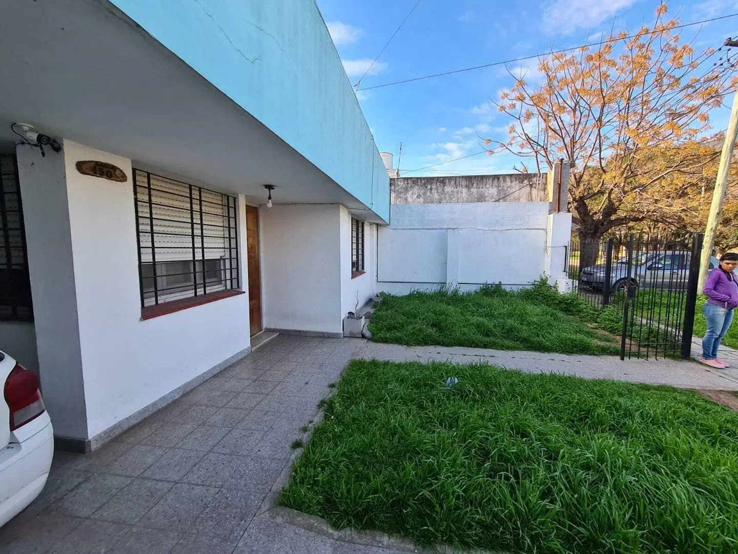 Casa en venta - 2 Dormitorios 2 Baños - Cochera - 430Mts2 - Quilmes 1