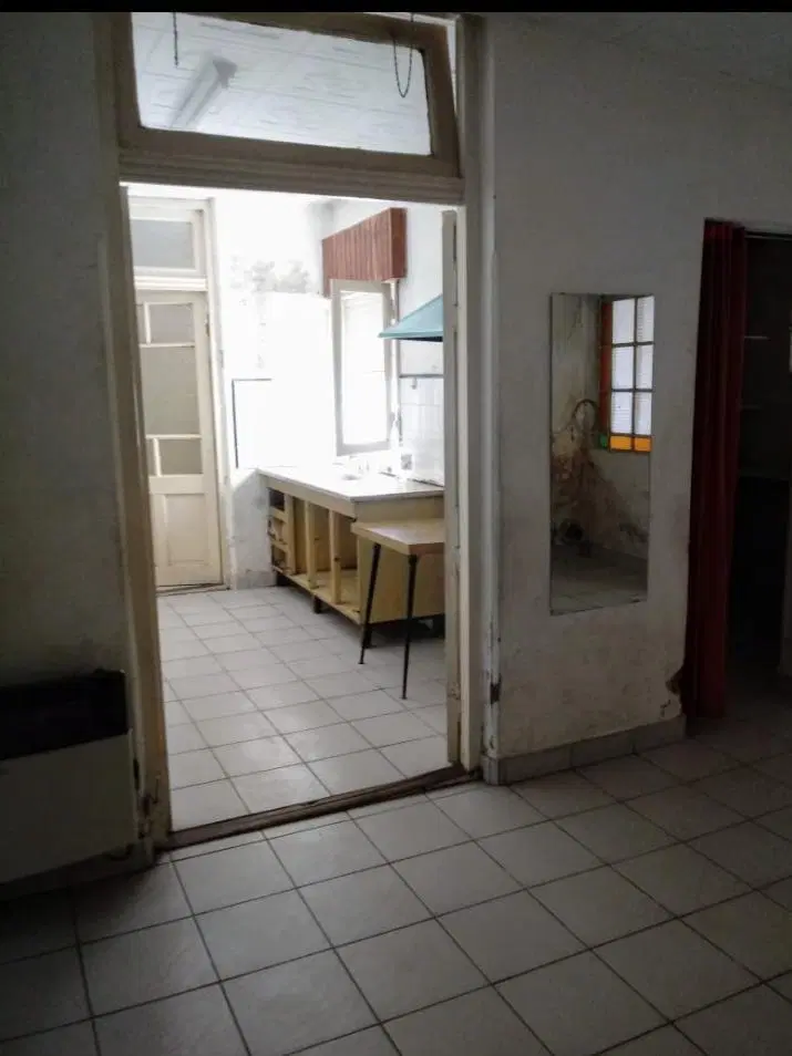 Casa en venta - 2 Dormitorios 2 Baños - Cochera - 243Mts2 - Salto 4
