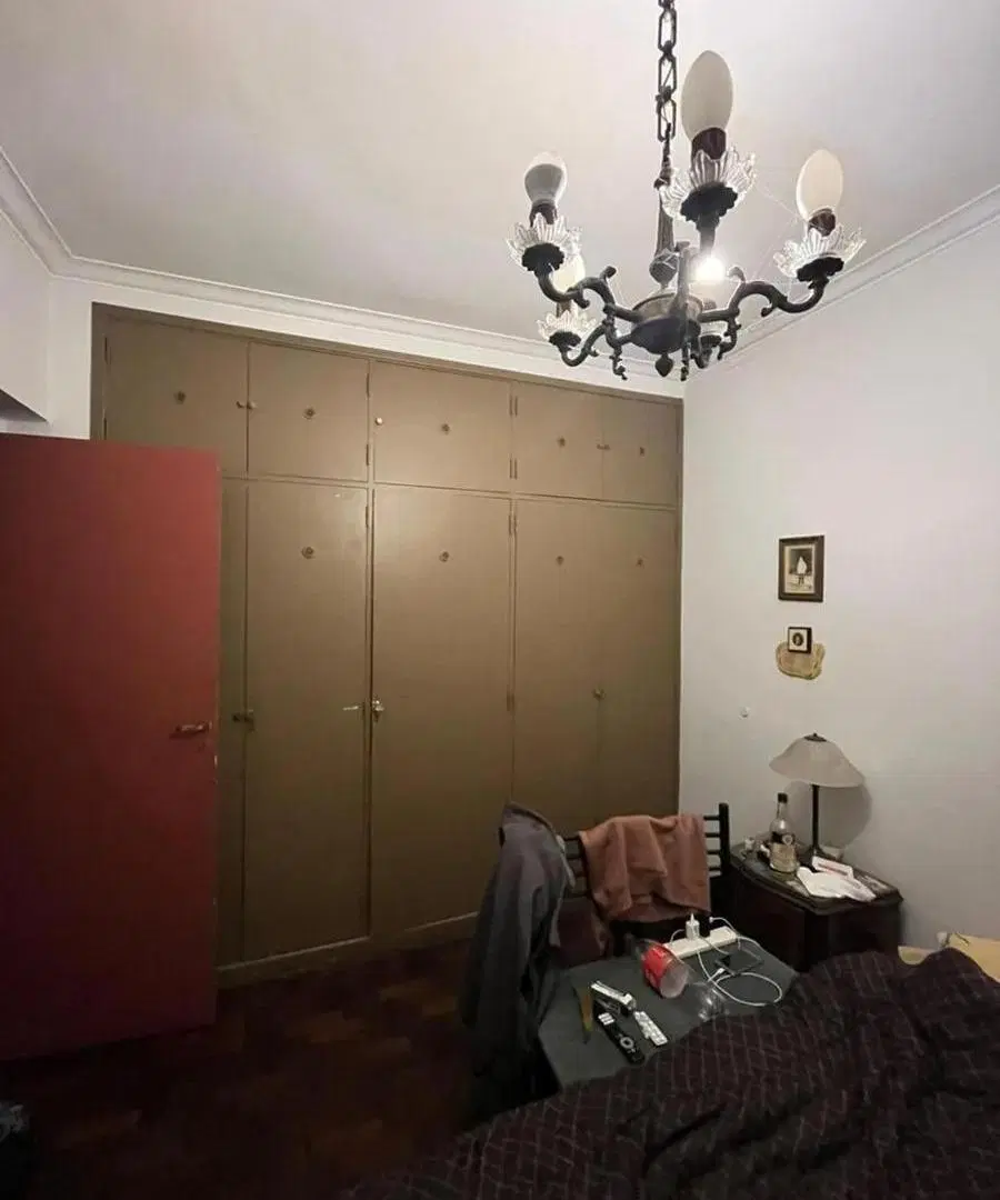 Casa en venta - 4 Dormitorios 2 Baños - Cochera - 210Mts2 - Ituzaingó 5
