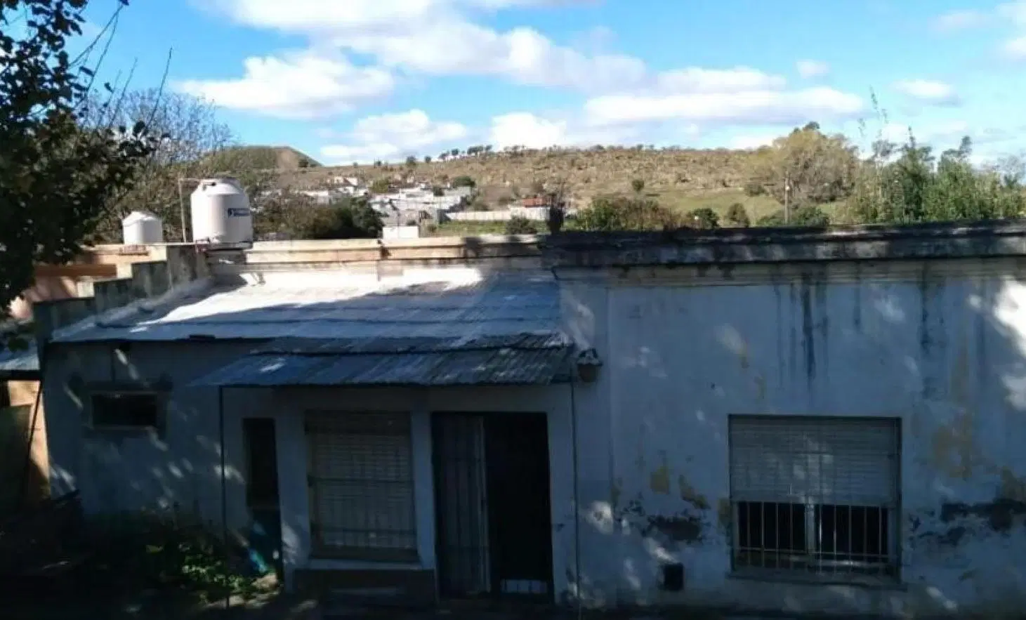 Casa en Venta - 3 dormitorios 1 baño - 834mts2 - Olavarria 3