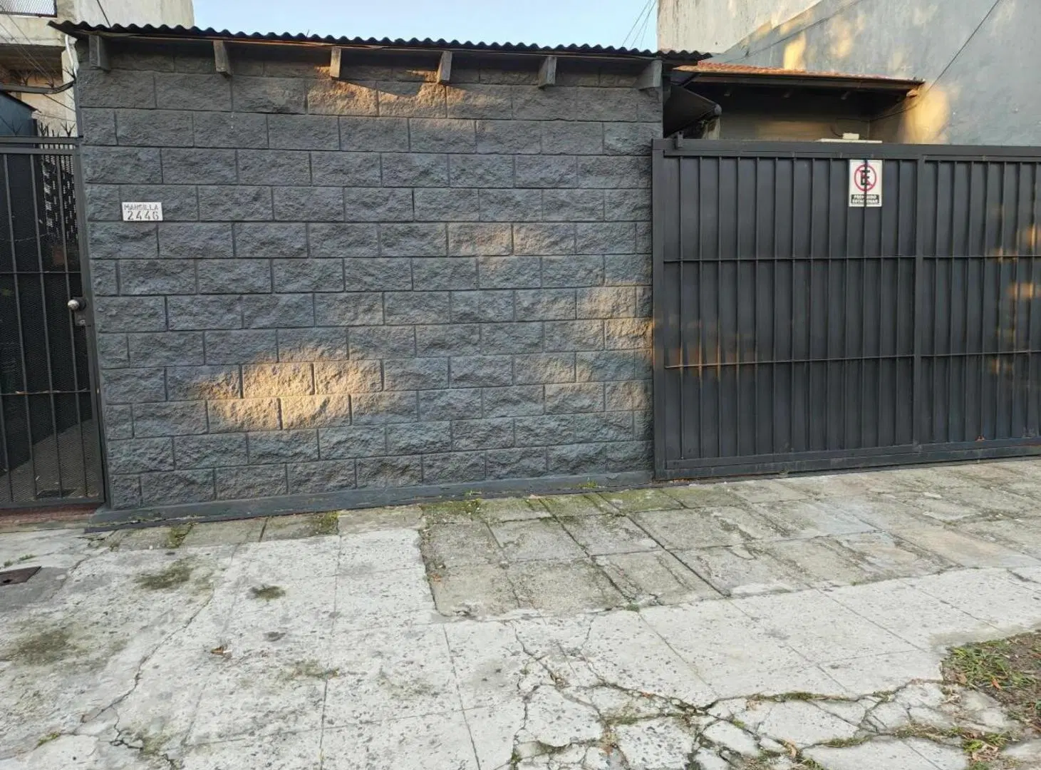 Casa en venta - 3 Dormitorios 2 Baños - Sarandí 1