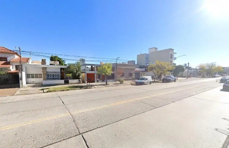 Edificio Comercial en venta - 6 Dormitorios 4 Baños - 479Mts2 - Bahía Blanca 3