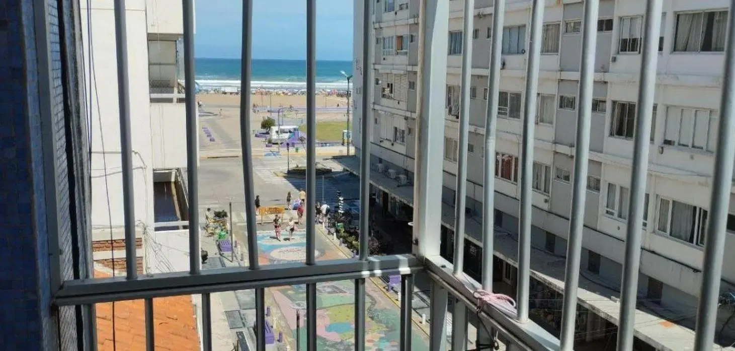 Departamento en venta - 2 Dormitorios 1 Baño - Necochea 3