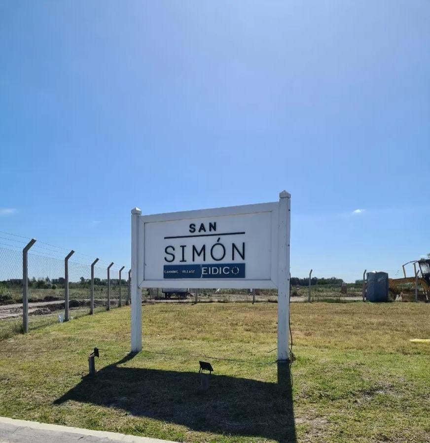 Terreno en venta - 695mts2 - San Simón