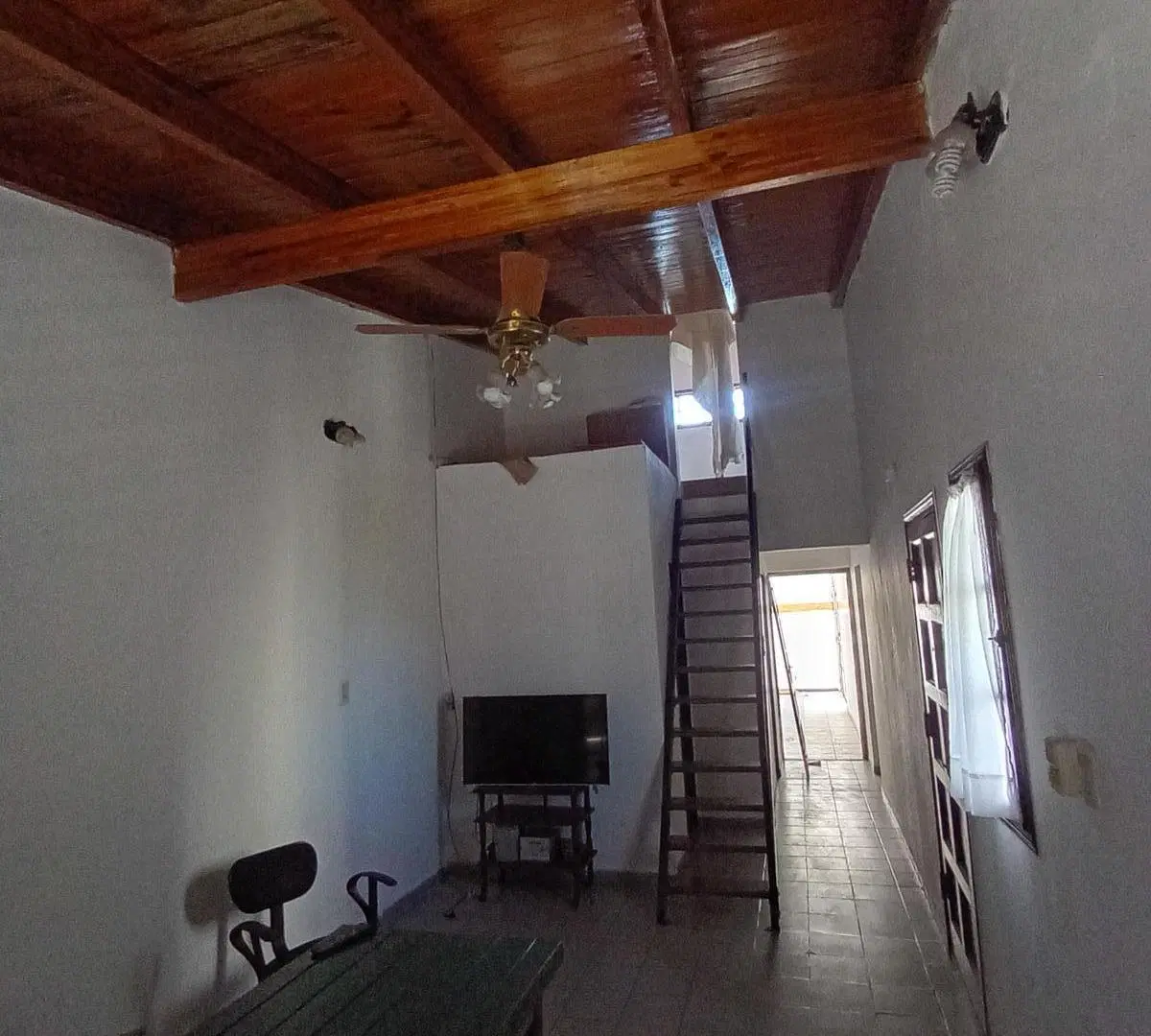 Casa en venta - 4 Dormitorios 2 Baños - San Nicolás de los Arroyos 2