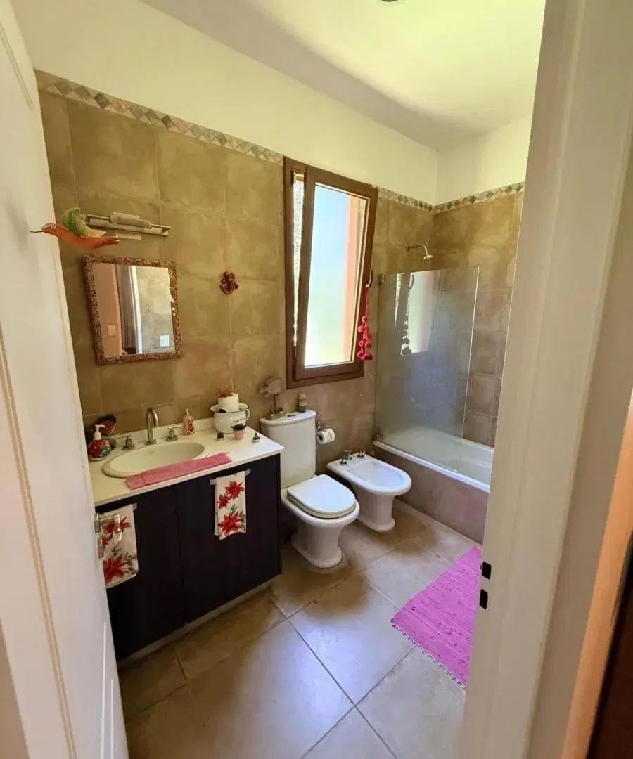 Casa en venta - 3 Dormitorios 3 Baños - General Rodríguez 5