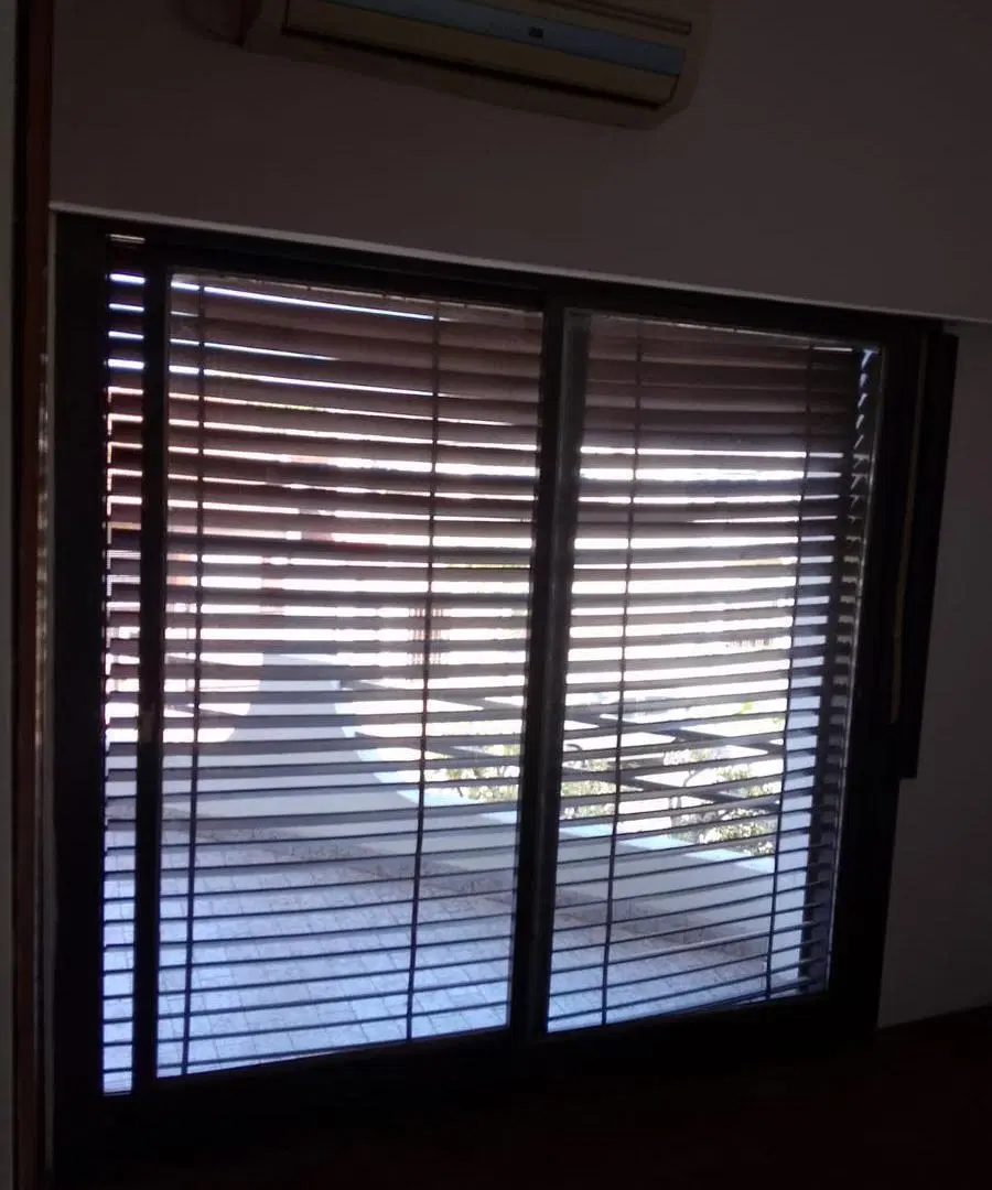Casa en venta - 4 Dormitorios 3 Baños - Haedo 4