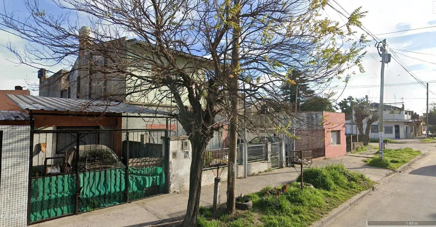 Casa en venta - 4 Dormitorios 2 Baños - Cochera - 450Mts2 - Laferrere, La Matanza 2