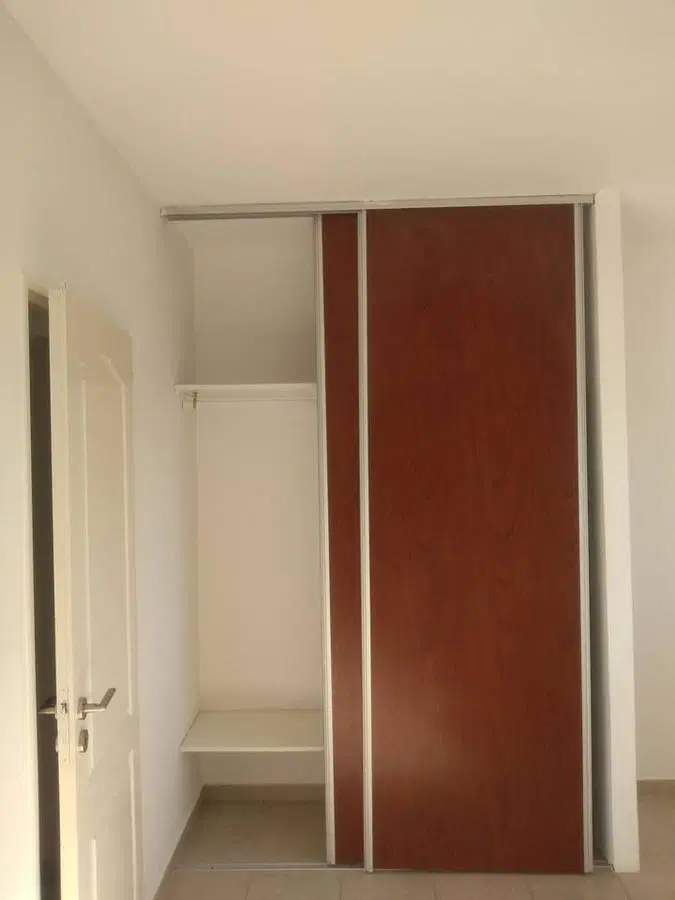 Dúplex en la venta - 2 dormitorios 2 baños - Cochera - 74 m2 - Los Hornos 4
