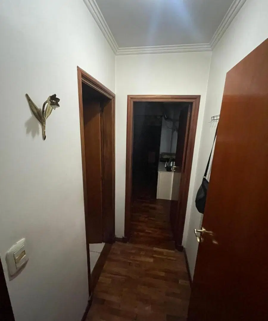 Casa en venta - 5 Dormitorios 3 Baños - 300Mts2 - Tres de Febrero 2