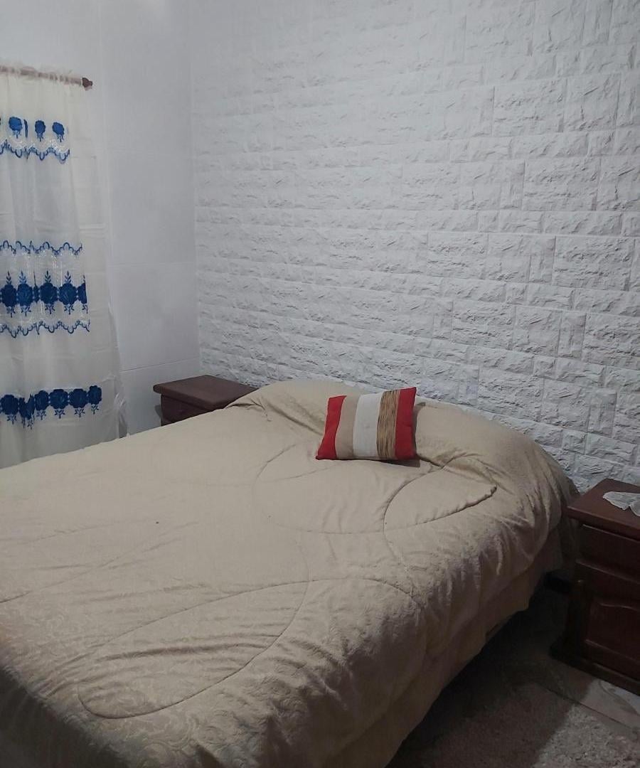 Casa en venta - 2 Dormitorios 1 Baño - San Nicolas de los Arroyos