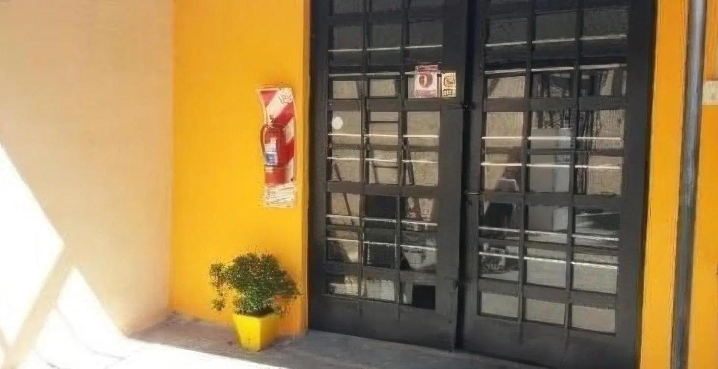 Deposito en venta - 140 mts2 - Tigre 2