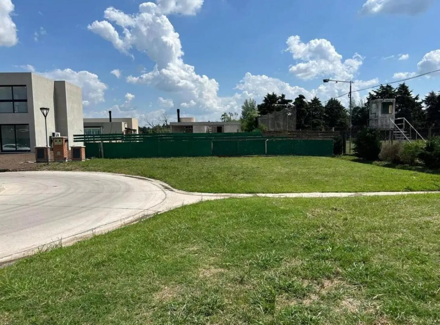 Terreno en venta - 682mts2 - Canning 3