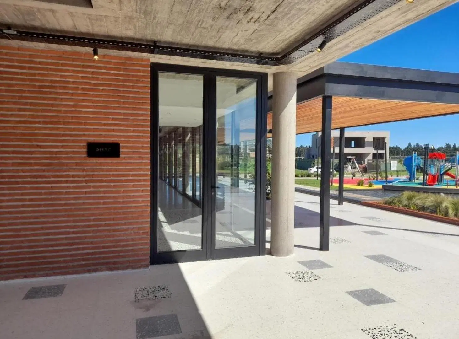 Terreno en venta - 682mts2 - Canning 1