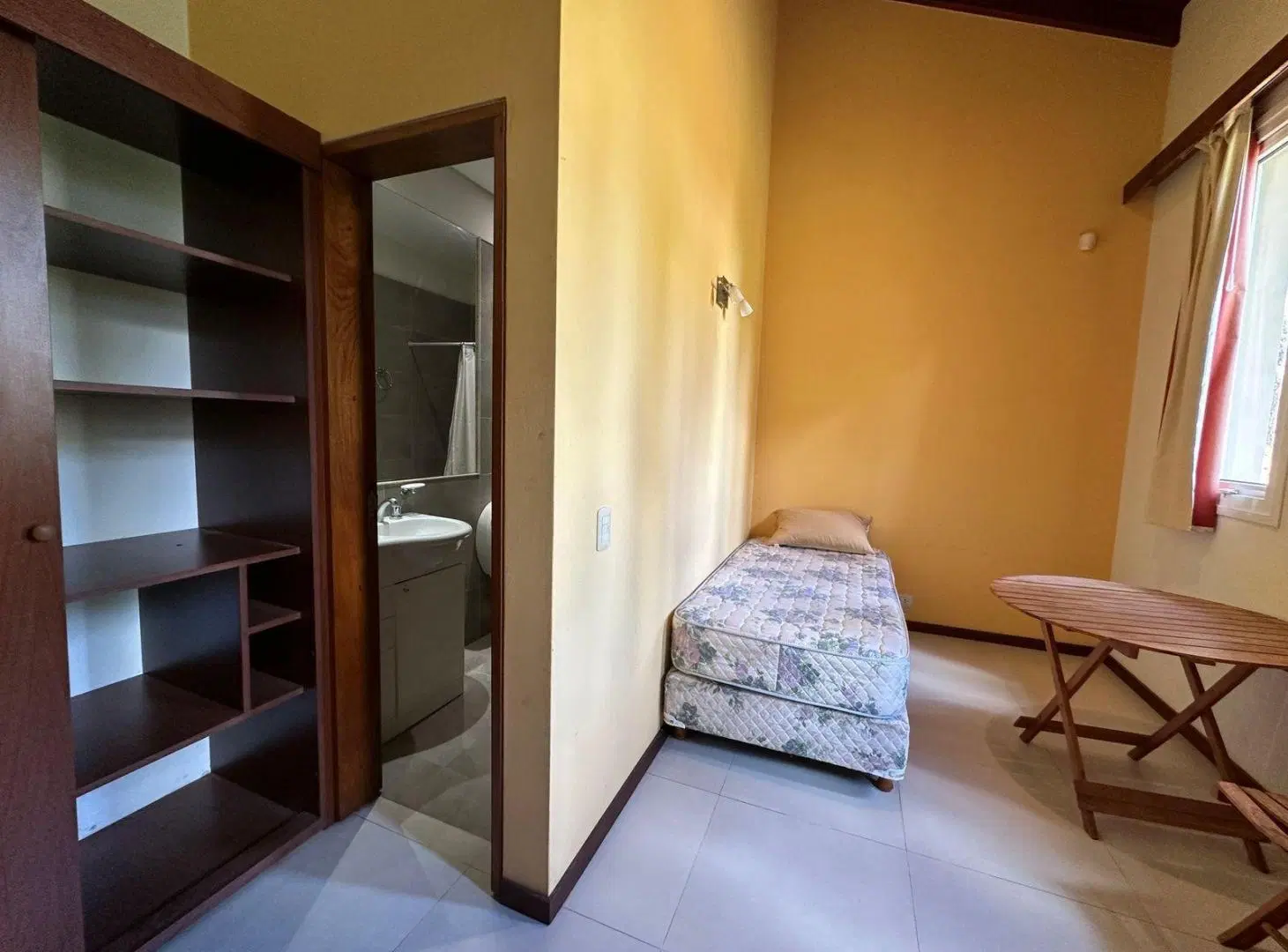 Casa en venta - 6 Dormitorios 5 Baños - Pinamar 5